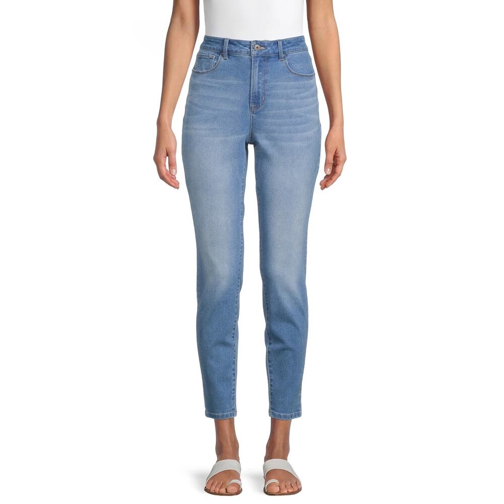No Boundaries Light Wash Skinny Jeans